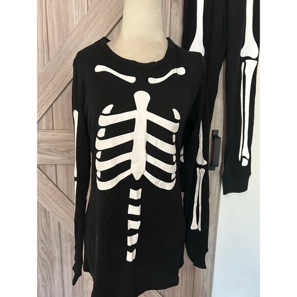 NWT Womens Halloween Skeleton PJ set Small - Picture 2 of 8